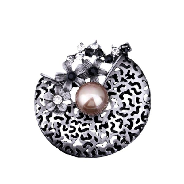 Popular Hollow Rhinestone Pearl Brooch