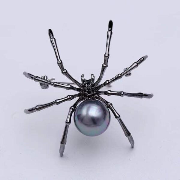 Spider Pearl Large Brooch Buckle For Light Protection