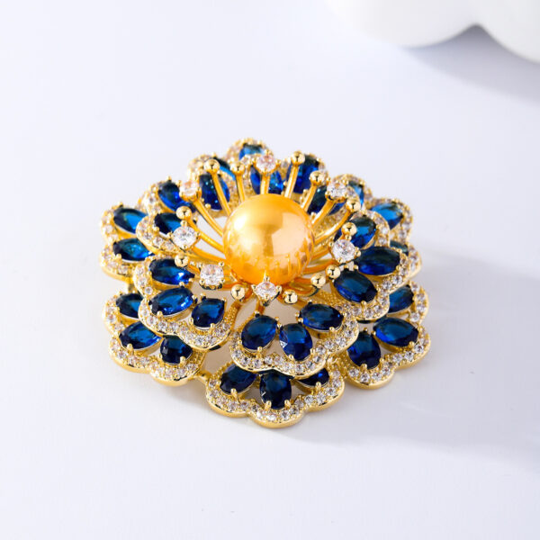 Heavy Industry Begonia Brooch Luxury Female Pin - Image 2