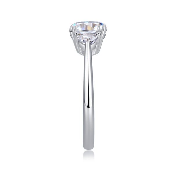 Luxury Fashion Large Diamond Wedding Ring With Moissanite Silver Ring
