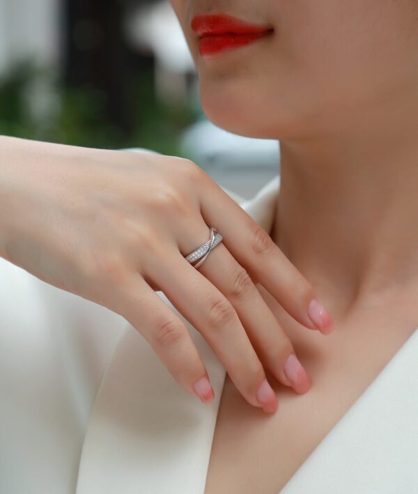 Wrap Around The Diamond Ring Luxury Fashion Set Moissanite Silver Ring - Image 4
