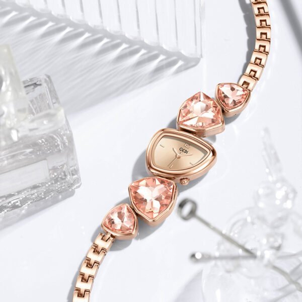 12b77c66-38b4-4734-aa59-c920578e9e44.jpg Crystal Diamond Bracelet Watch