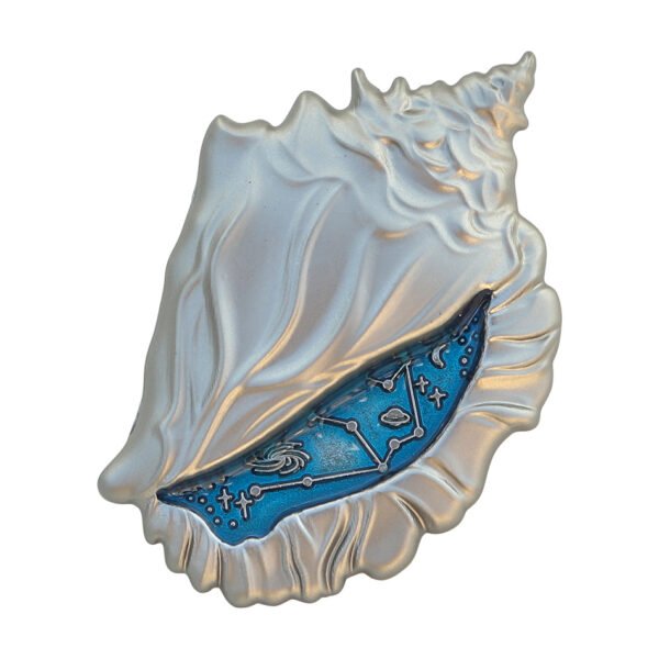 1617245607851.jpg Shell Design Metal Badge