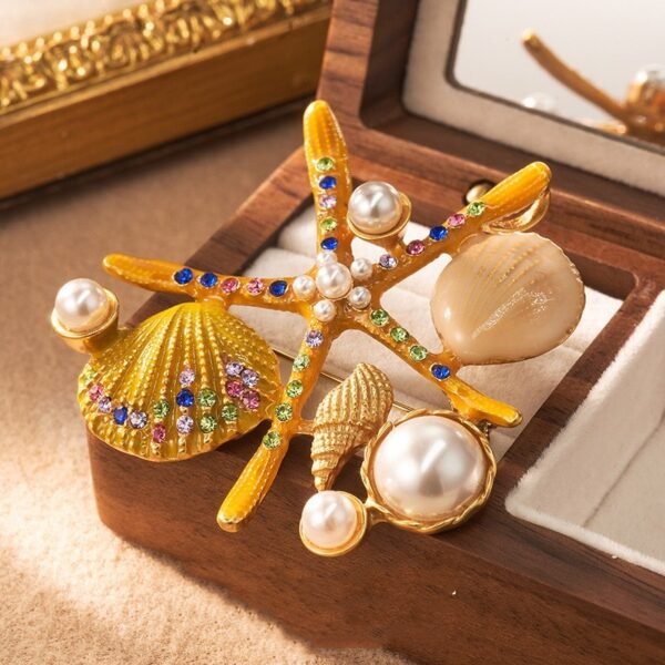 1f31dc8d-0762-4cb8-82a3-e3093c4c2d56.jpg Starfish Shell Brooch High Sense Niche