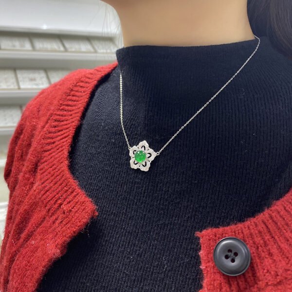 32a87771-393e-4b56-9745-59de31566461.jpeg S925 Sterling Silver Flower Clover Necklace