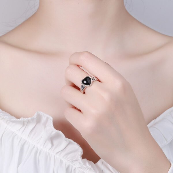 331c20ab-9144-400c-9d92-57f4e92848fe.jpg 925 Sterling Silver Love Heart Black Ring