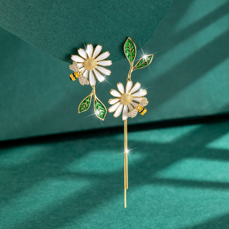 Floral Bee Painted Oil Leaf Long Tassel Earrings