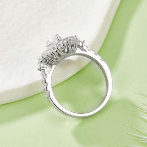 391bd19f-3d6e-4c6a-8cd4-c13e7c906b64.jpeg S925 Sterling Silver Marquise Moissanite Ring