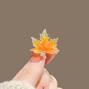 Maple Leaf Female Brooch