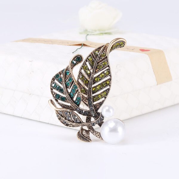 43a7f611-7db2-41ea-aaa9-80586bbdcd01.jpg Fashion Retro Rhinestone Pearl Leaf Brooch