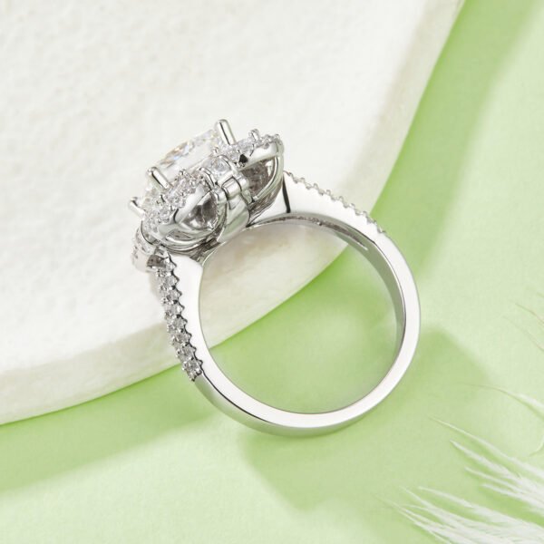 59d0cc46-b19d-4be5-8d06-340cb74f589a.jpeg S925 Sterling Silver Princess Cut Ring