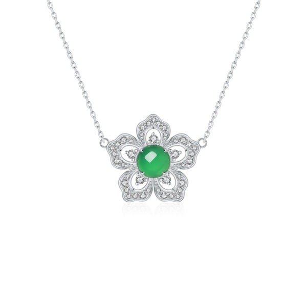 5fe6a826-ea8b-47fd-8120-37b7b7cb885a.jpeg S925 Sterling Silver Flower Clover Necklace