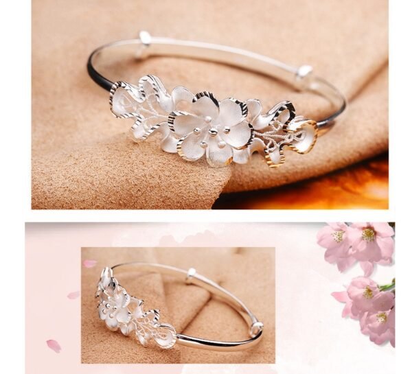 Woman Adjustable Flower Bracelet