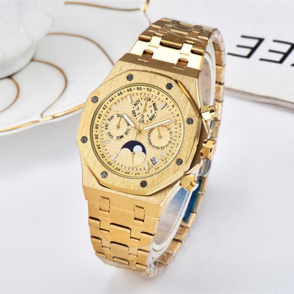 Men's Seven-pin Quartz Watch