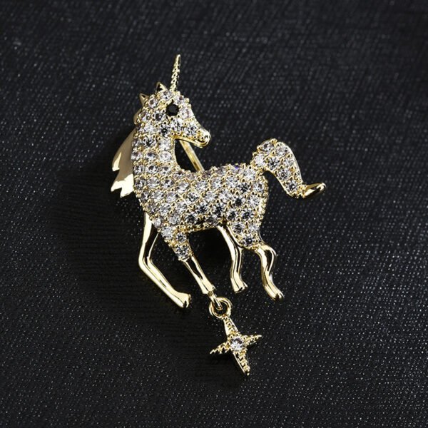 68c573f6-7b71-40a2-a889-15af57d18d04.jpg Fashion Unicorn Brooch