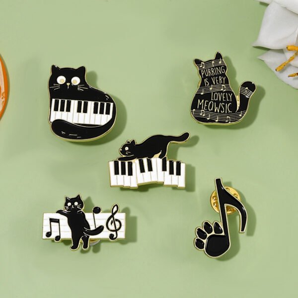 Black Cat Alloy Brooch