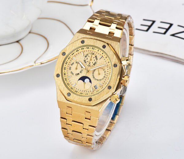 Men's Seven-pin Quartz Watch