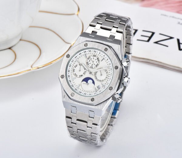 Men's Seven-pin Quartz Watch