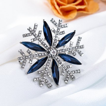 a0bdccd0-ffb4-45de-8fdc-359d0429ef71.jpg Snowflake Brooch
