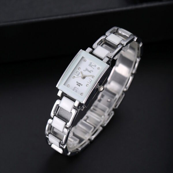a0bf1ba8-5d5f-4672-845b-bd48e443f706.jpg Womens Bracelet Watch With A Square Diamond