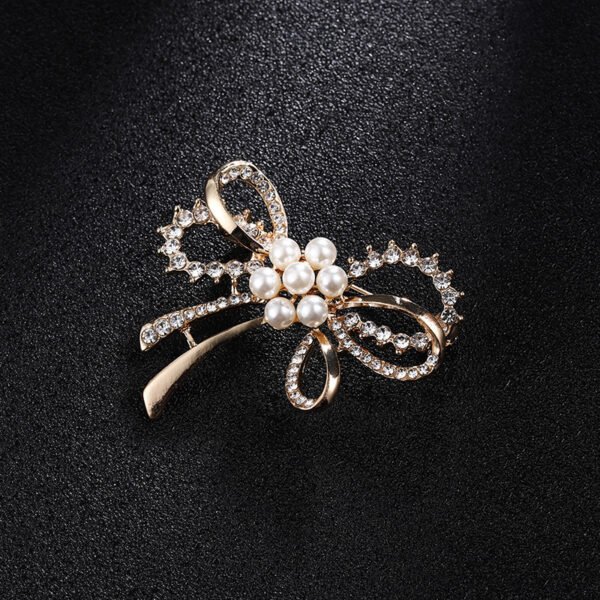 Rhinestone-encrusted Pearl Brooch