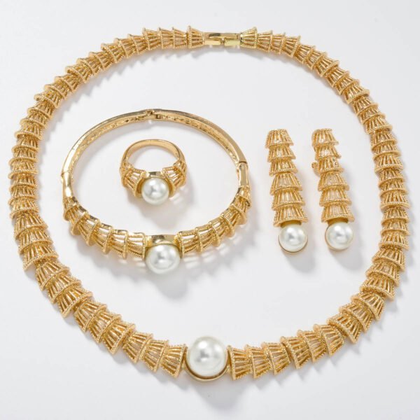 Vintage Gold Pearl Jewelry 4 Pieces Set