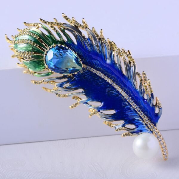 bd22234e-d6d9-442d-9f18-bff3c6528595.jpg Malachite Green Drop Oil Feather Brooch