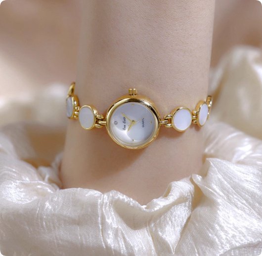 ca17ae86-11b1-46e7-850c-49003f81e0e1.jpg Bracelet Natural Shell Waterproof Watch