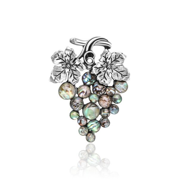 Fashion Creative Alloy Grape Brooch
