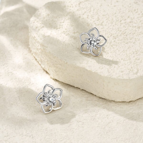 S925 Sterling Silver Abstract Flower Stud Earrings