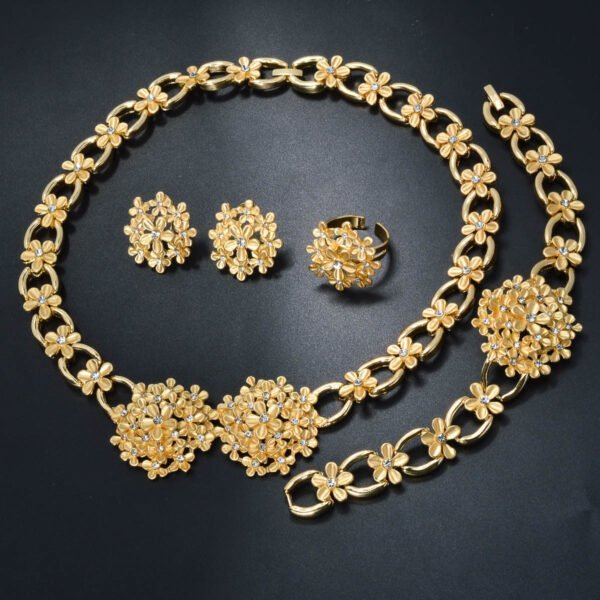f36d6991-a082-4d2f-8800-d29a058fce0d.jpg Floral Jewelry Adorned With Diamonds