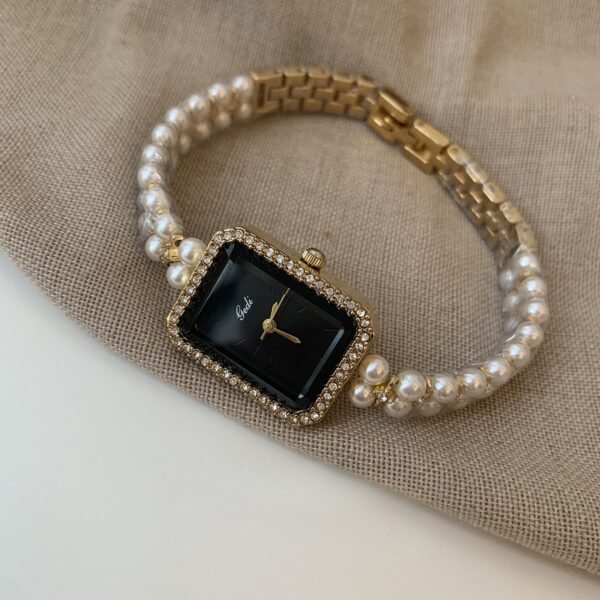 f84819dc-5ba8-4e8d-8980-8894f3106297.jpg Black Square Pearl Bracelet Diamond Quartz Watch
