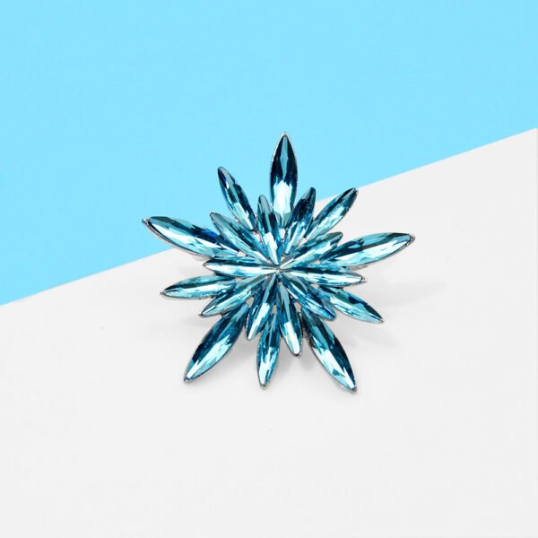 f88135f1-f6ea-4091-bf68-ed502661a3e6.jpg Christmas Blue Snowflake Brooch Pin