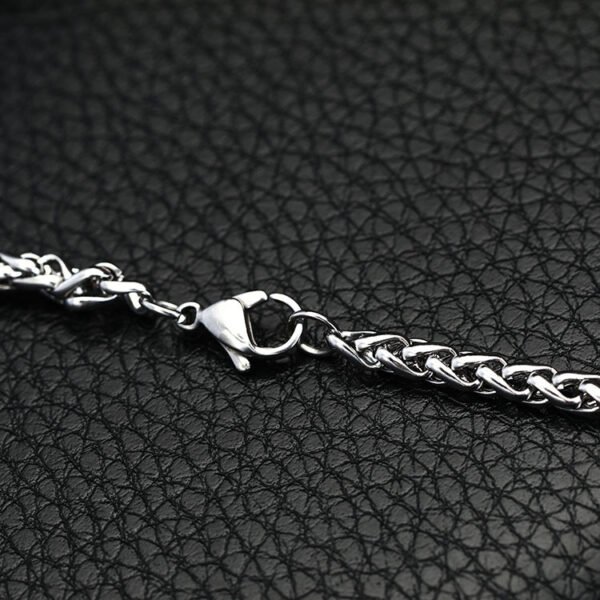5310215589_1753789773.jpg The explosion titanium necklace