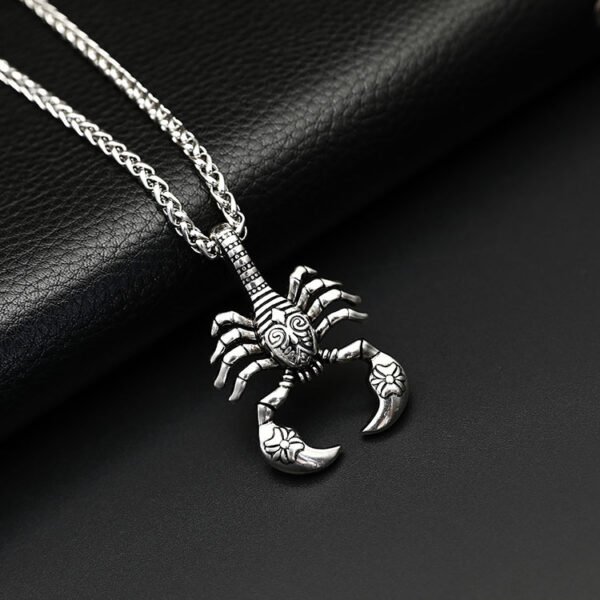5311278435_1753789773.jpg The explosion titanium necklace