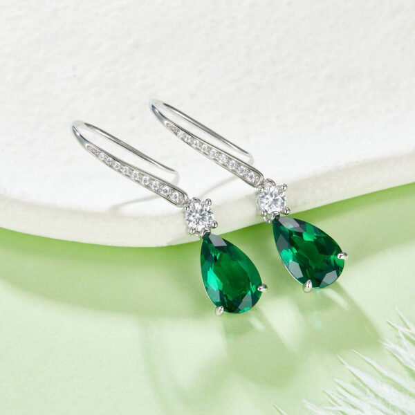 59cd3695-c400-4dcb-b596-cabddf51f0ed.jpeg Silver Lab-Created Emerald Dangle Earrings