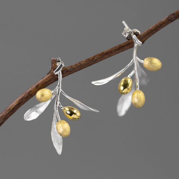 7f3692b4-d8f9-4fb9-be98-584478cc2871.jpg Sterling Silver Olive Branch Stud Earrings
