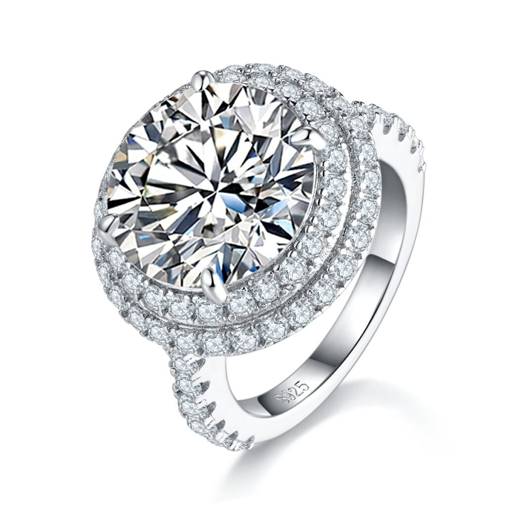Sterling Silver 8ct Moissanite Ring Sterling Silver 8ct Moissanite Ring